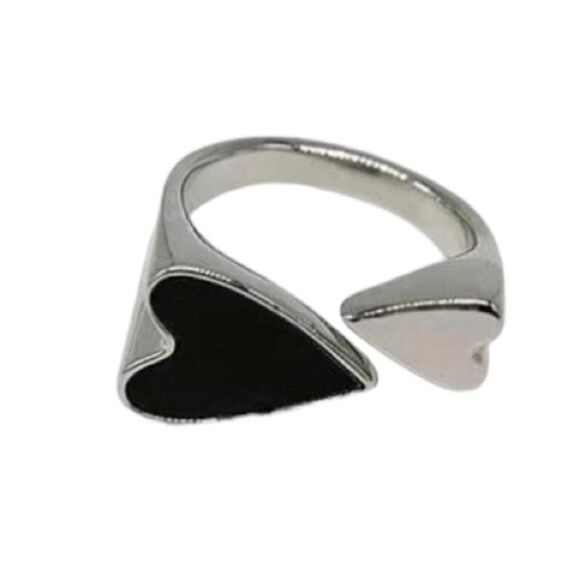 Dark Hearts Silver Tone Black Enamel Heart Punk Emo Goth Adjustable Ring NWOT - Picture 2 of 15